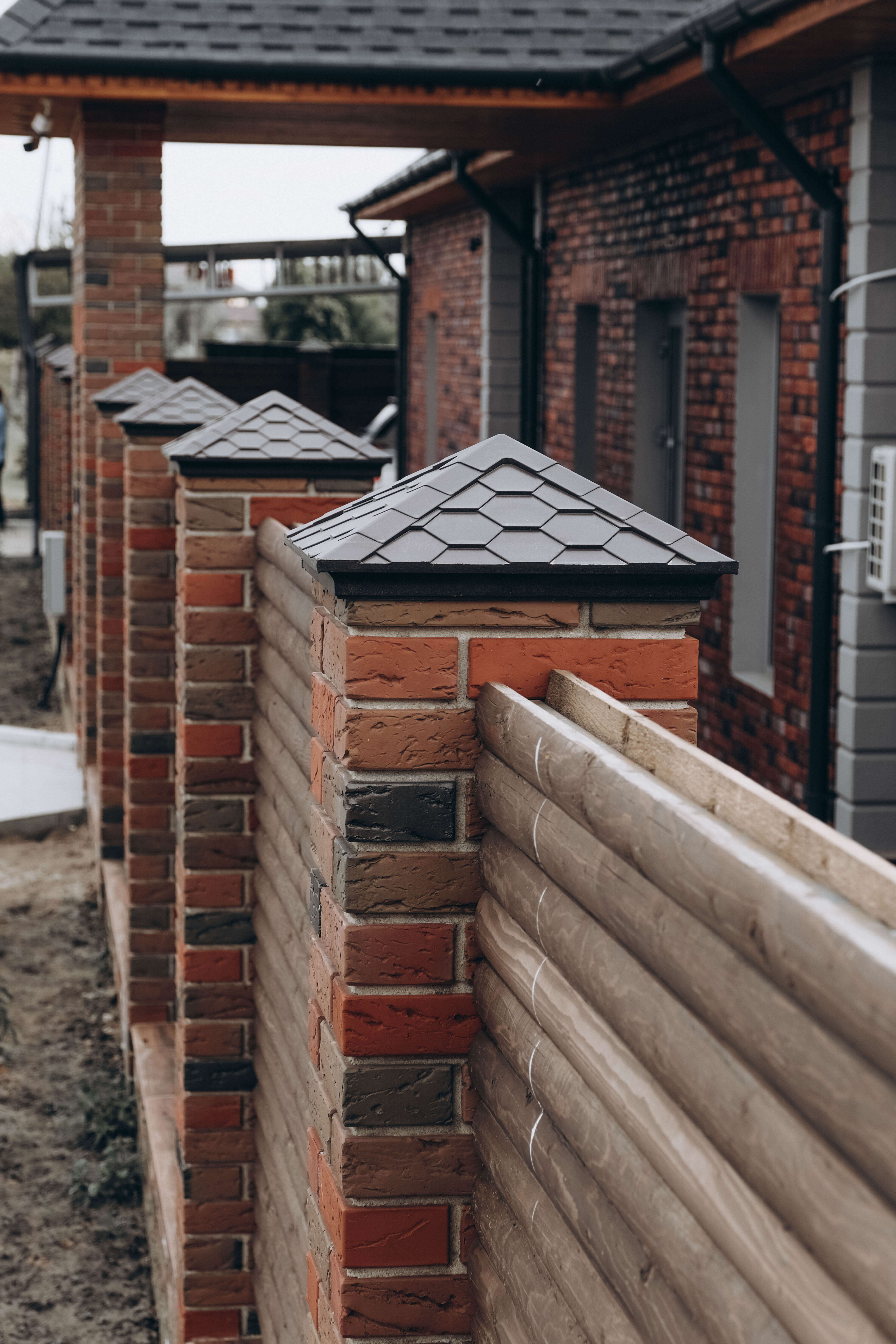 Колпак Zking Эверест Коричневый на столб 1.5х1.5 кирпича (390х390мм) в Ломоносове фото